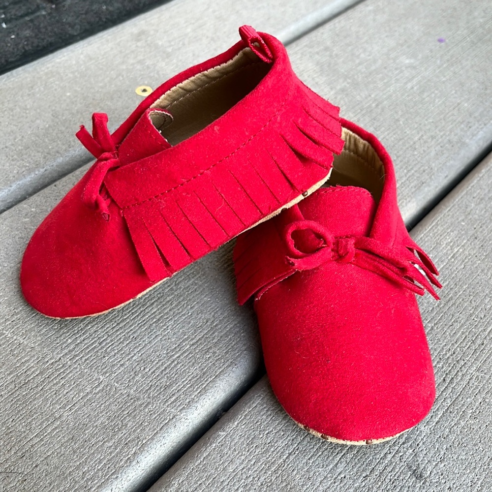 Old Navy Faux-Suede Moccasin Booties